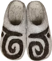 Altyn Adam slippers made of wool, round end, grey with shimai pattern