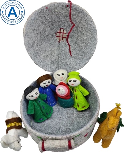 Altyn Adam yurt made of felt, grey, family photo 4