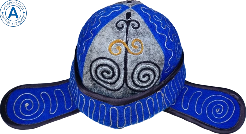 Altyn Adam cap made of felt, blue with black-gold koshkar muyiz pattern