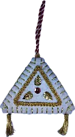 Altyn Adam keychain made of felt, leaves and triangle