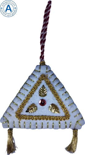 Altyn Adam keychain made of felt, leaves and triangle