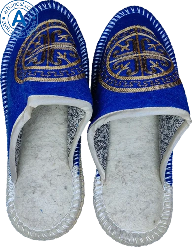 Altyn Adam slippers made of wool, round end, blue with grey pattern photo 2