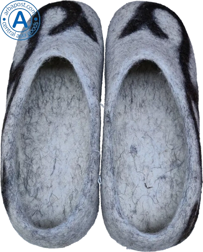 Altyn Adam slippers made of wool, round end, grey with kaz moyin pattern photo 4