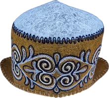 Altyn Adam cap made of felt, long, white top-brown bottom with white pattern