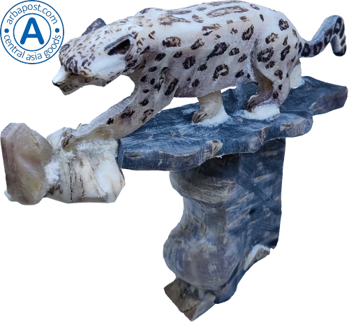 Altyn Adam figure made of horn, snow leopard, middle photo 3