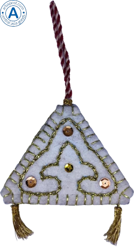 Altyn Adam keychain made of felt, Kazakhstan ancient pattern