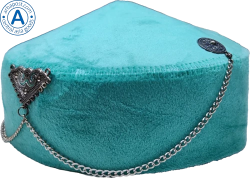 Altyn Adam cap made of velvet, short, green with triangular metal pattern photo 3