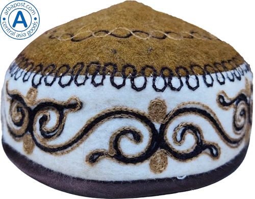 Altyn Adam cap made of felt, short, brown top-white bottom with dark pattern