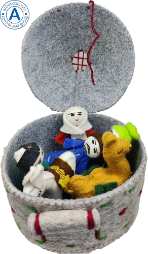 Altyn Adam yurt made of felt, grey, family photo 3