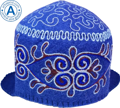 Altyn Adam cap made of felt, long, blue with white-blue pattern